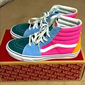 VANS SHOES SIZE 10